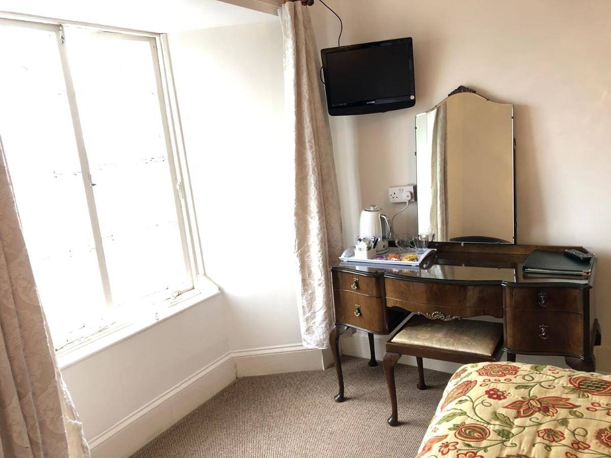 Bed and Breakfast for 2 people with terrace in Lynton, Exmoor
