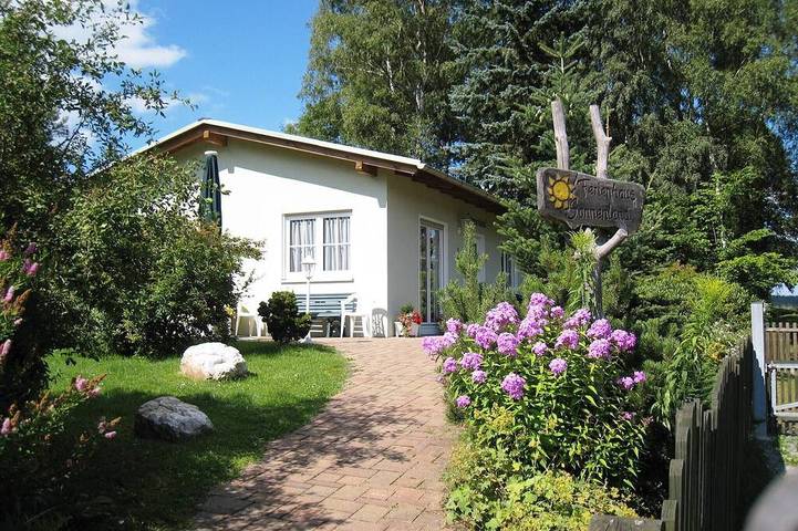 Ferienhaus für 4 Personen, mit Garten in Bad Elster