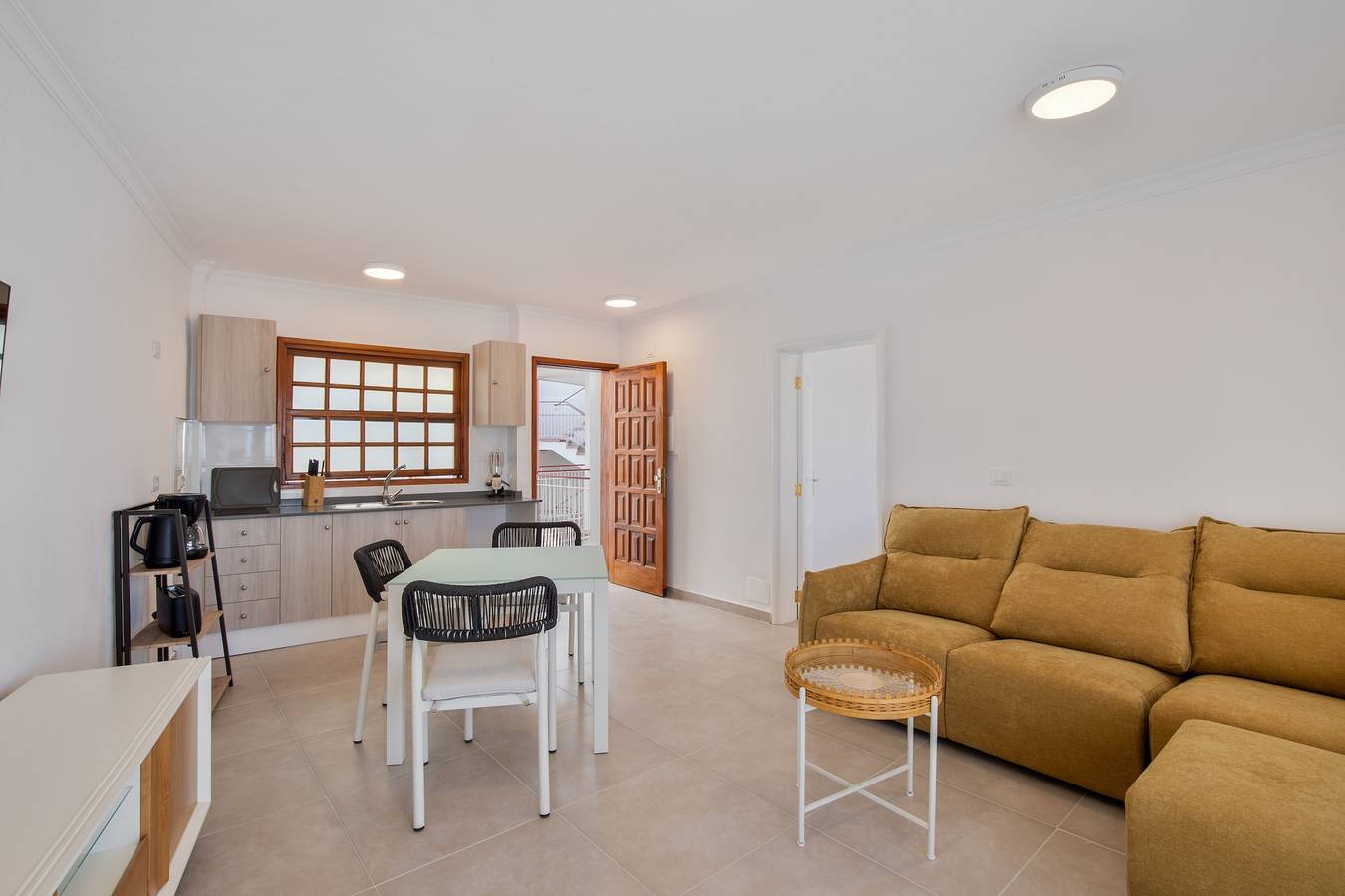 Apartamento entero, Apartamento 'Playa Delphin 403' con vistas al mar, balcón y Wi-Fi in Puerto Naos, Los Llanos de Aridane