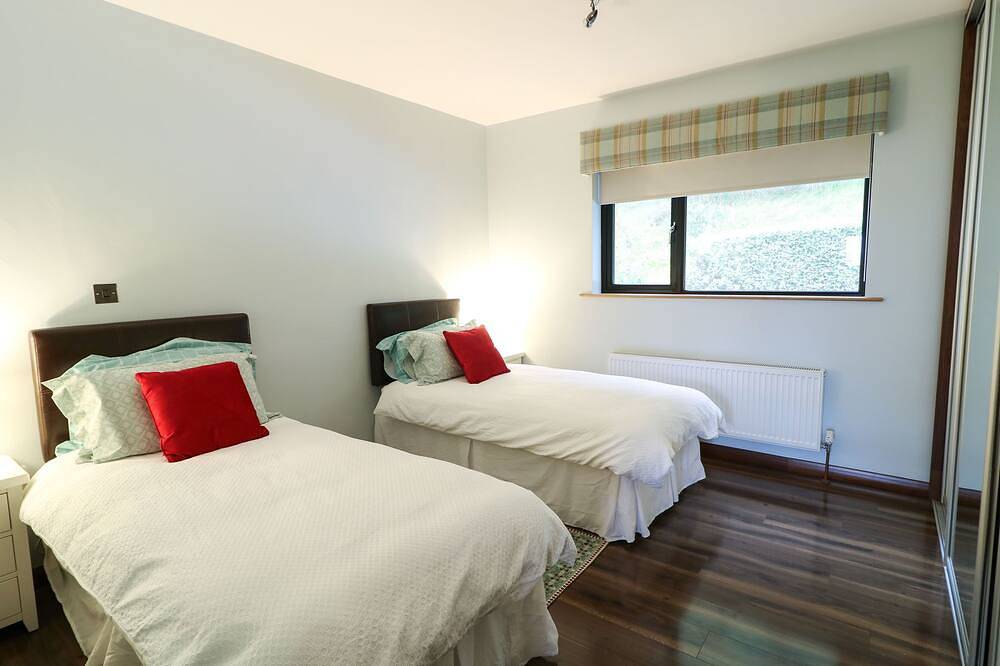 Upper Killult, pet friendly in Gortahork, County Donegal in Cross Roads ED, Glenties