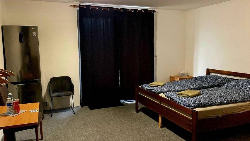 Gîte pour 2 personnes, avec vue et terrasse à Rozvadov - 4