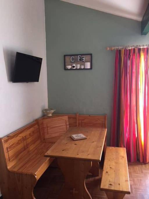 Gîte pour 2 personnes, avec vue et balcon à Bardos - 2