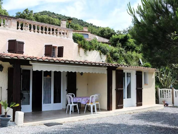 Villa für 4 Personen, mit Garten und Pool in Sainte-Maxime