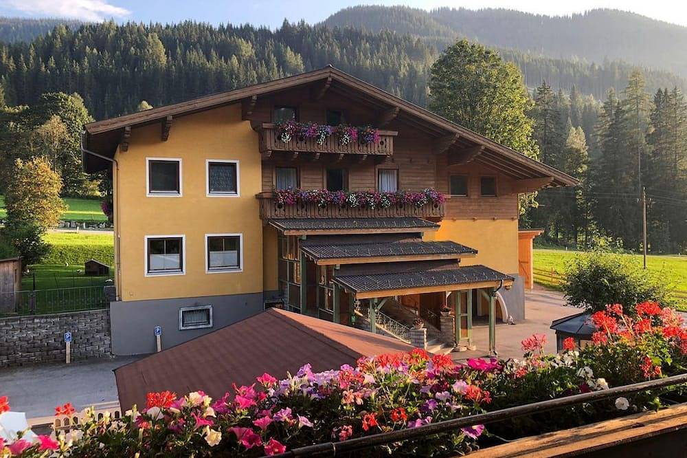 Gasthof Krahlehenhof - Einzelzimmer, Dusche, Wc in Filzmoos, Tennengau