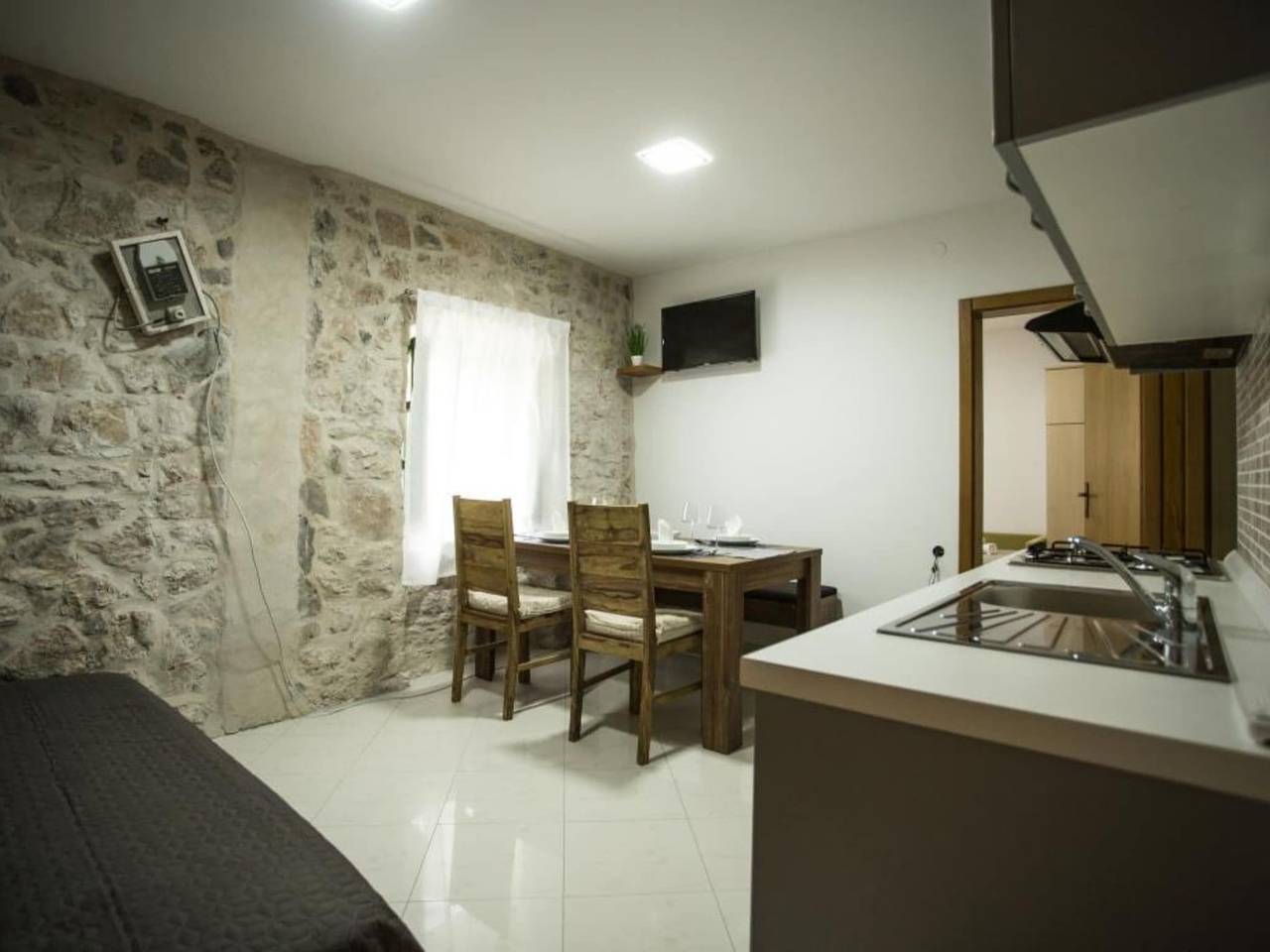 Ganze Wohnung, Apartments Stone House Murter - Two Bedroom Apartment with Balcony in Općina Murter-Kornati, Murter