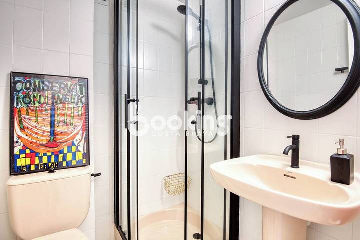 Ganze Wohnung, Charming apartment in Sant Feliu de Guíxols with pool and spectacular sea views in Sant Feliu de Guíxols, Costa Brava