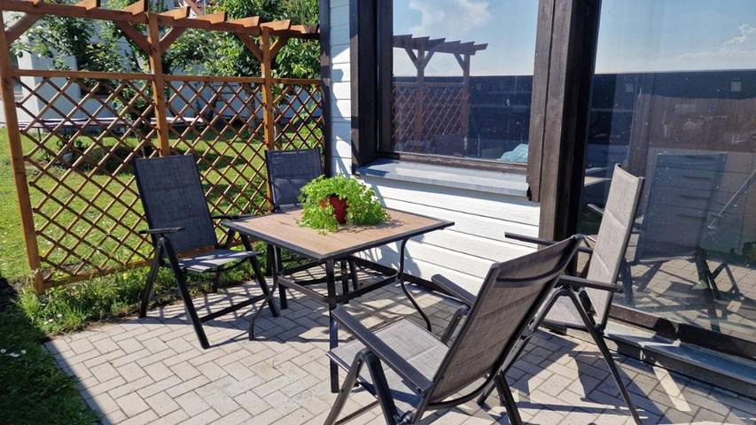 Ferienwohnung für 4 Personen, mit Terrasse und Garten