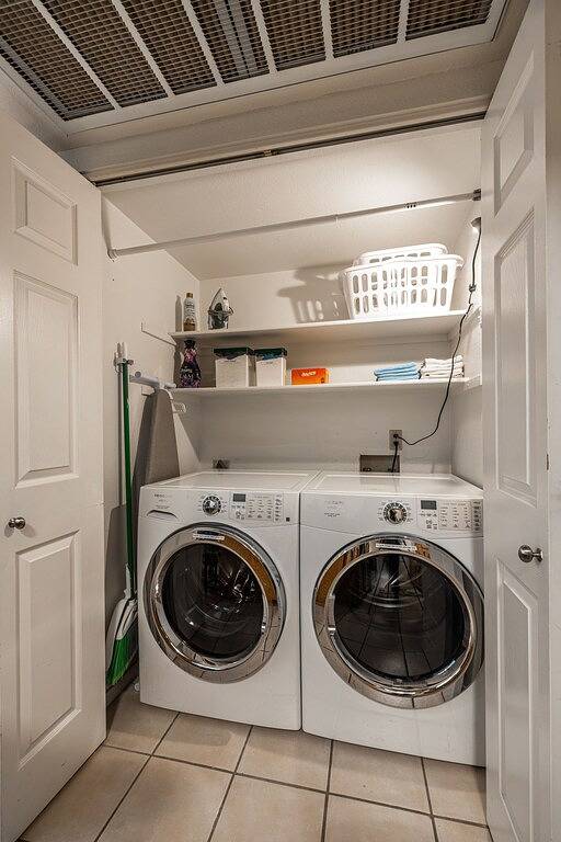 Vacation rental for 4 people, with balcony and pool as well as hot tub and sauna in Tucson