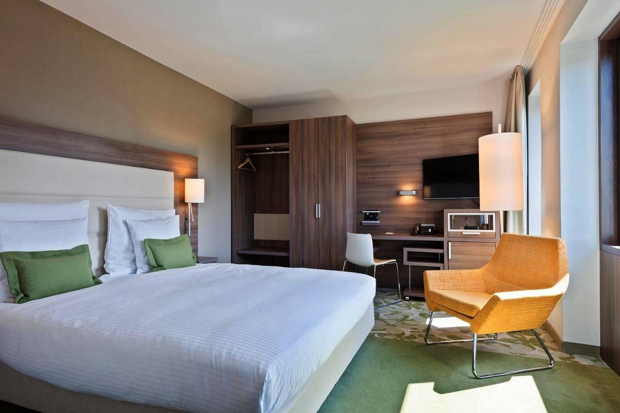 Hôtel pour 10 personnes avec sauna in Düsseldorf-Pempelfort, Düsseldorf