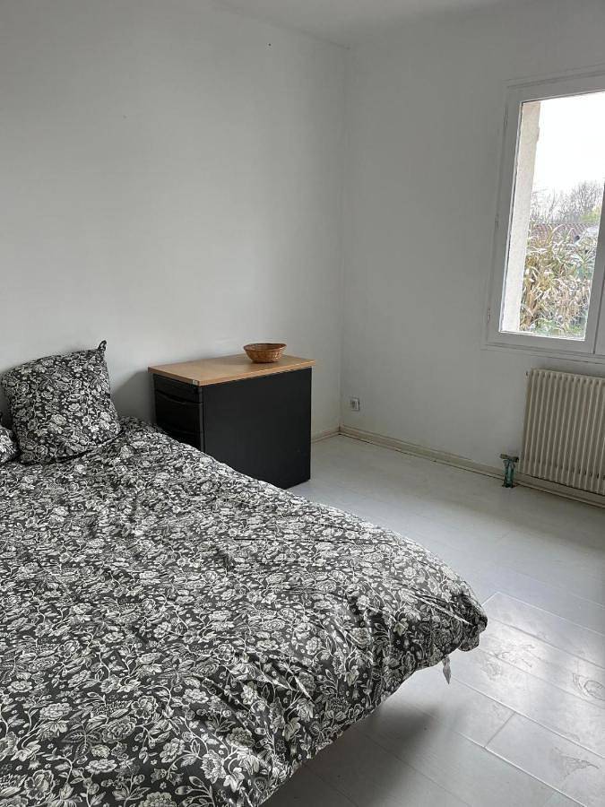 Location de vacances pour 6 personnes, avec terrasse et piscine à Blanquefort - 2