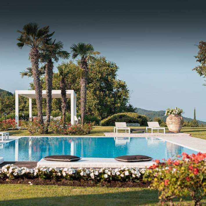 Villa für 10 Personen, mit Whirlpool und Sauna sowie Garten und Pool - 1