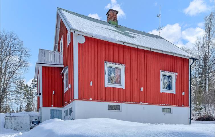 Hus för 7 Personer, med Terass samt Trädgård och Sjöutsikt på Höga kusten