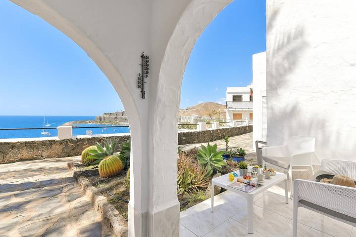 Gîte pour 2 personnes, avec piscine et terrasse à Arguineguín - 4