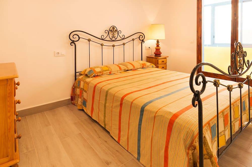 Hel lägenhet, Beach Apartment in Calella, Barcelona. Free Wifi, a / c in Calella, Costa del Maresme