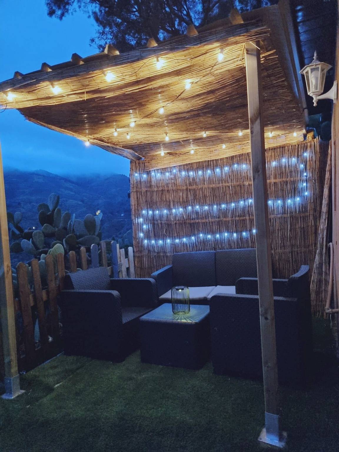 Ferienhaus „Ca' Navarro“ mit Meerblick, Terrassen und Wlan in El Montañon, Valsequillo de Gran Canaria