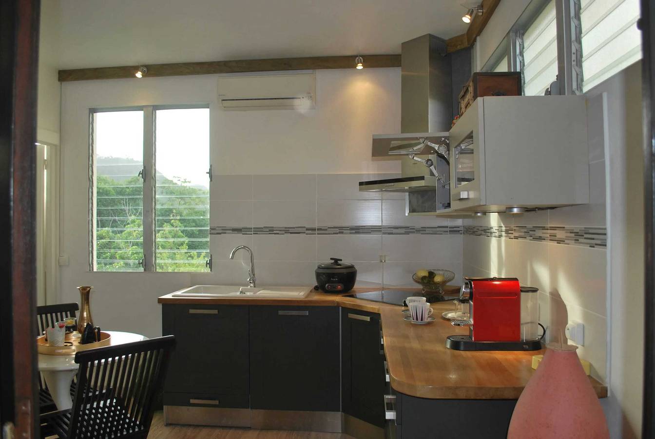 Appartement entier, Bel appartement avec vue sur la mer - 60 m² in Schœlcher, Martinique
