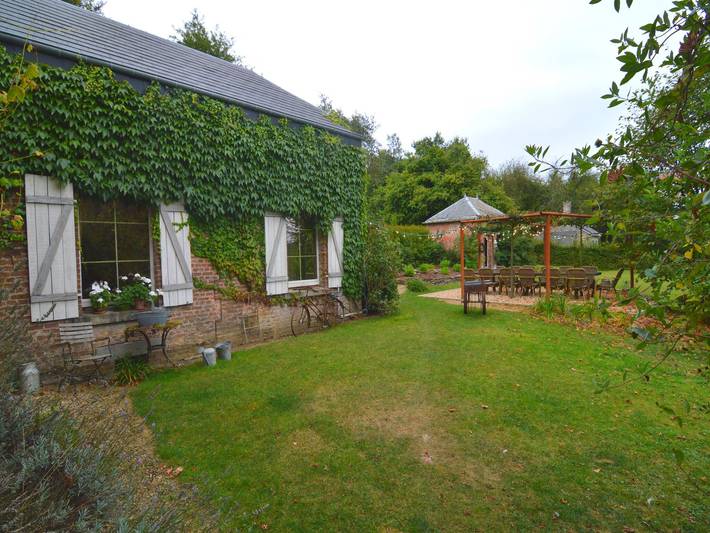 Location de vacances pour 14 personnes, avec terrasse, adapté aux familles à Bièvre - 4