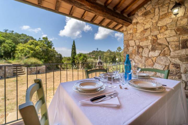 Ferienhaus für 4 Personen, mit Terrasse und Garten in Porto Azzurro - 3