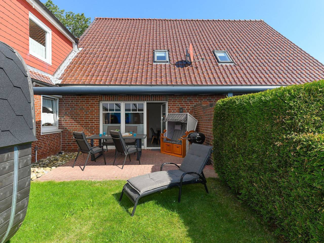 Gästehäuser Heimathafen - Ferienhaus B in Bensersiel, Esens