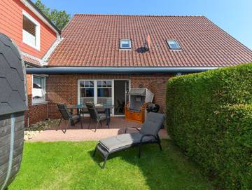 Ferienhaus für 6 Personen, mit Terrasse und Sauna sowie Garten, kinderfreundlich in Bensersiel