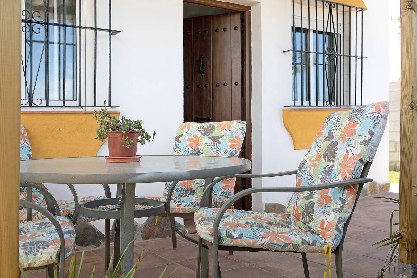 Casa de vacaciones 'Casa Manoli 3 Chiclana' con terraza privada y jardín privado in Los Franceses-La Vega, Chiclana de la Frontera