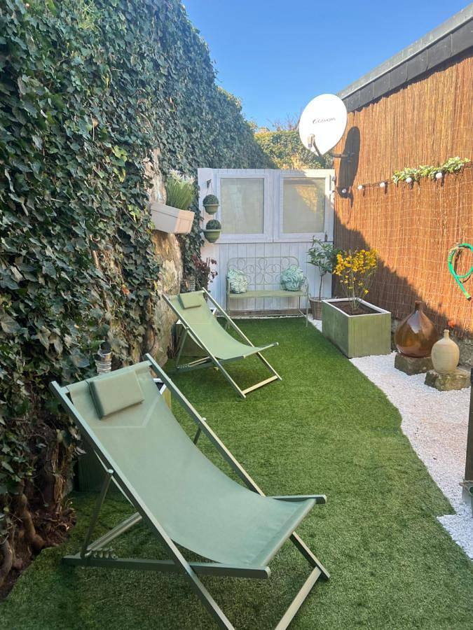Location de vacances pour 4 personnes, avec terrasse à Fontevraud-l'Abbaye - 2