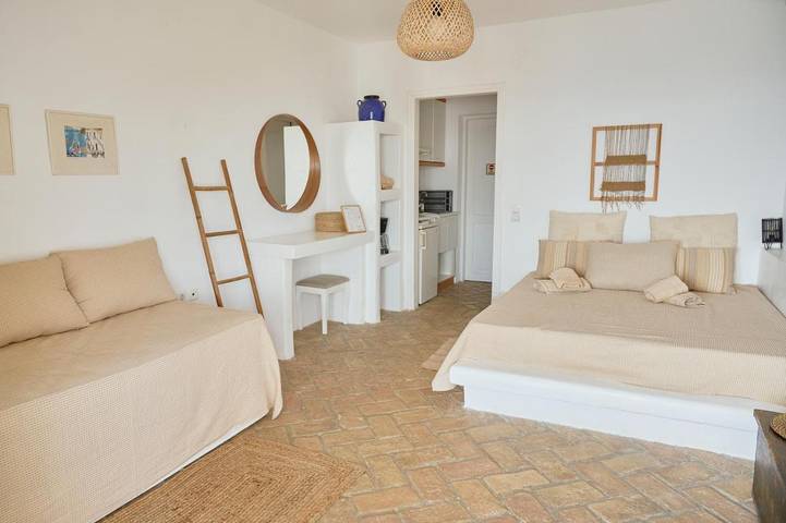 Maison d’hôte pour 3 personnes, avec Balcon et Terrasse ainsi que Jardin et Vue