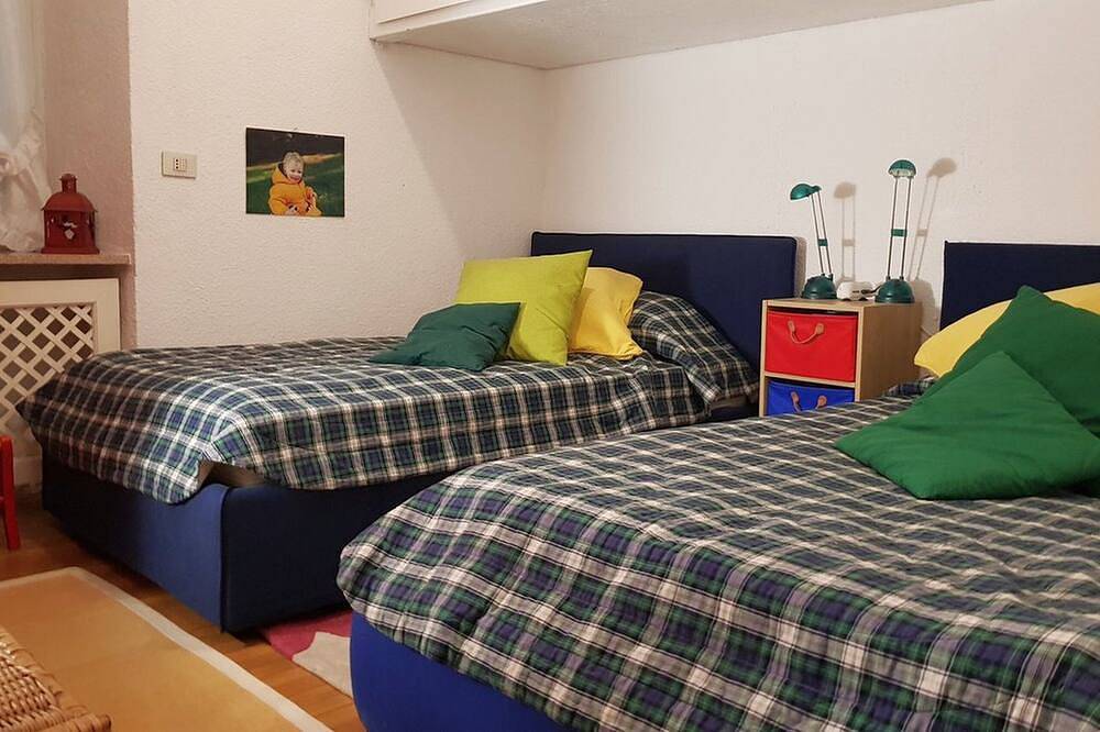 Charmantes Familienhaus mit entspannter Atmosphäre und Pool! - Villa Ida in Lesa, Lago Maggiore (Piemont)