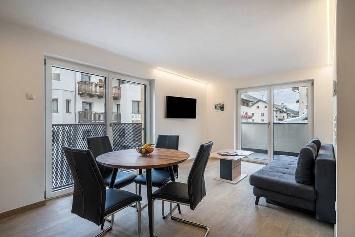 Entire apartment, Apartment "Lamm 4" with Mountain View, Balcony & Wi-Fi in St. Valentin auf der Haide, Graun
