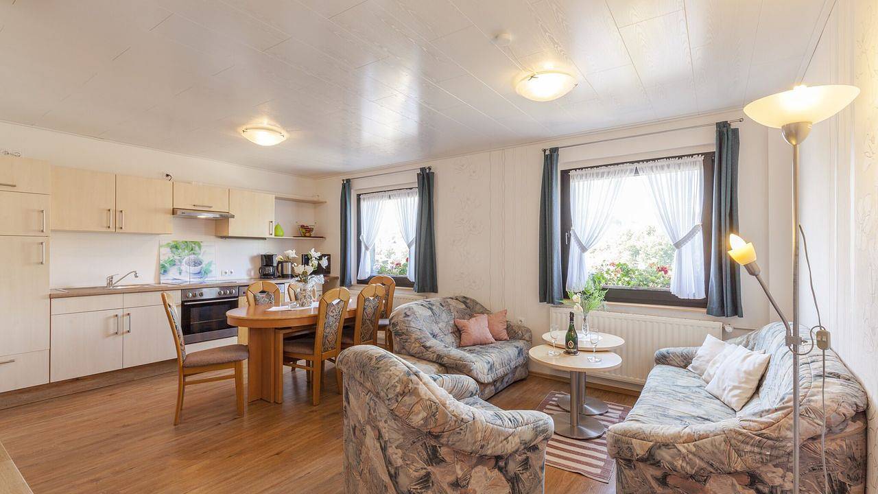 Ganze Ferienwohnung, Ferienwohnung für 6 Personen (60 m²) in Hallenberg in Hallenberg, Hochsauerlandkreis