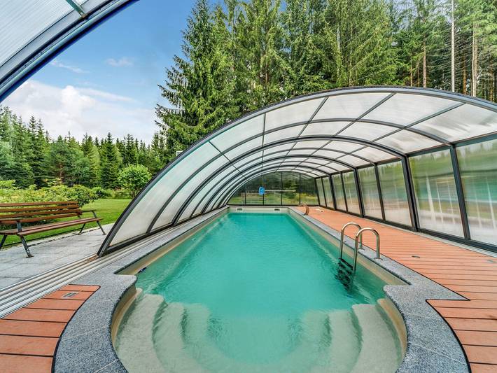 Ferienwohnung für 14 Personen, mit Balkon und Pool sowie Sauna in Sachsen