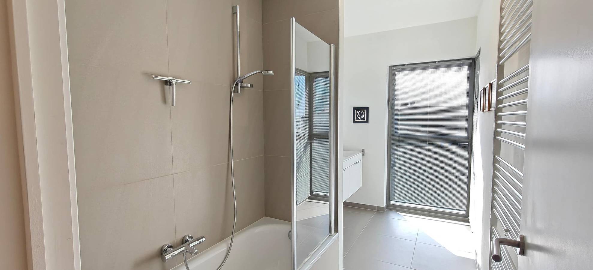 Entire apartment, Zeebrugge   Sea View  Family-Friendly   the Beach in Bruges, Belgian Coast