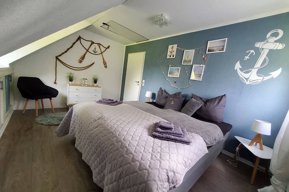\"Entspannung und Abenteuer im Ferienhaus Friesenbude Safe Haven!\" in Almdorf, Nordfriesland