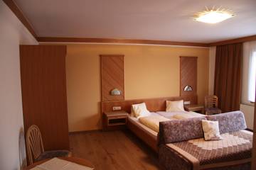 Hotel für 4 Personen in Flattach, Bezirk Spittal an der Drau, Bild 3
