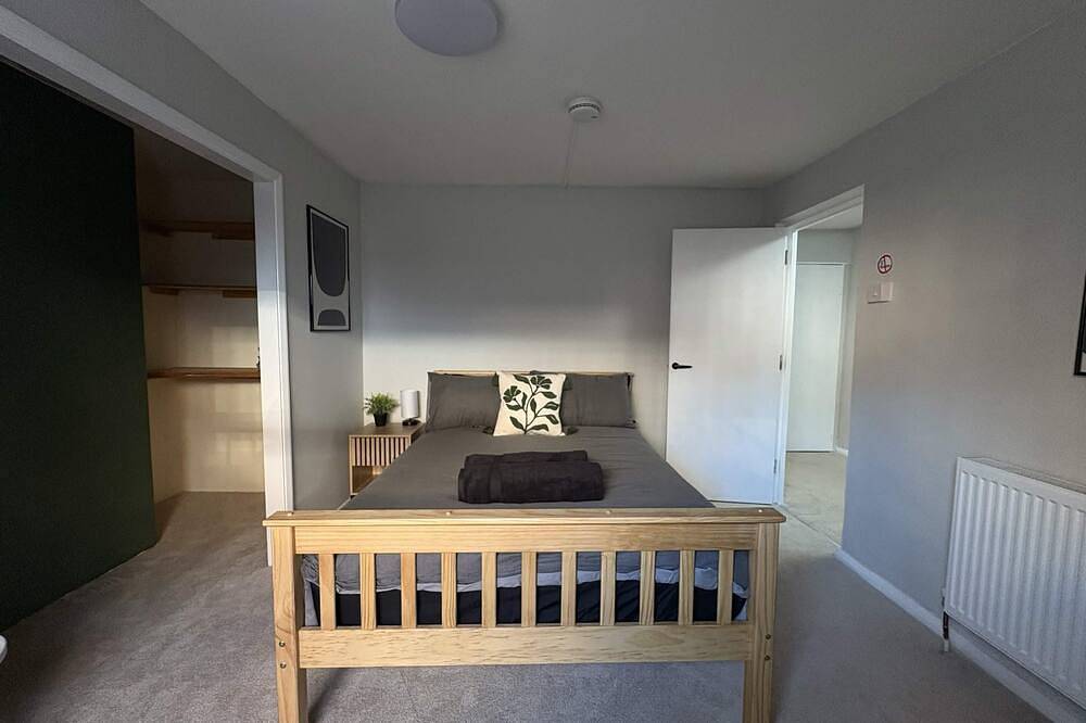 Ganze Wohnung, Apartment-Eigenes Badezimmer-Gartenblick in Botany Bay, Kent