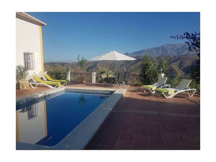 Casa de vacaciones con 1 dormitorio in Sayalonga, Costa del Sol
