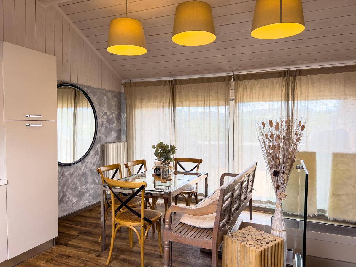 Two-Bedroom Chalet in Roana, Vicenza (província)