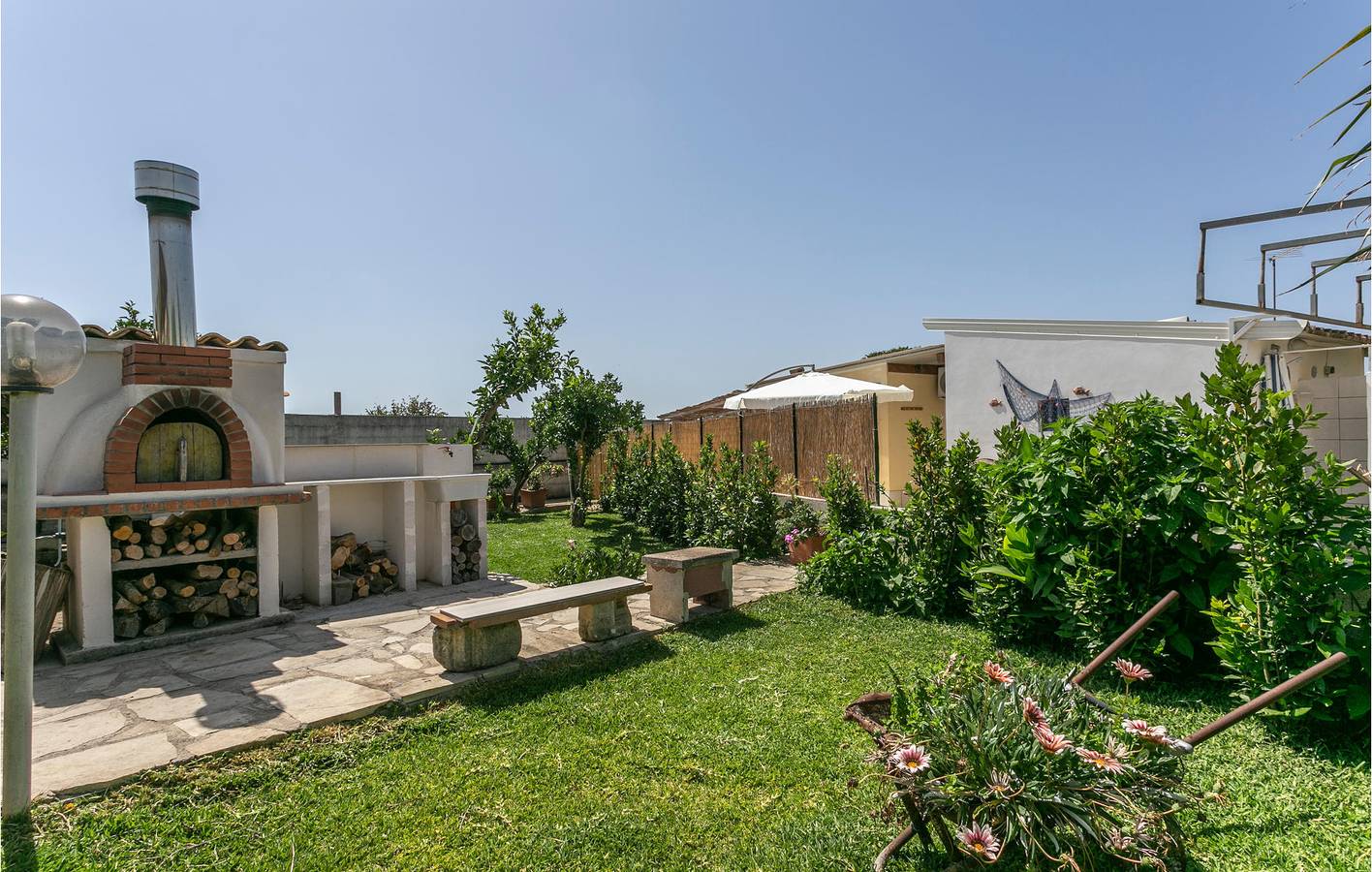 Apartment mit Meerblick, Parkplatz und Küche in Ispica, Ragusa Provinz