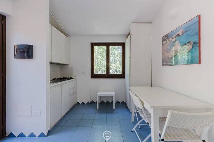 Apartamento entero, Apartamento de vacaciones para 2 personas con balcón/terraza in Santa Margherita di Pula, Región de Pula
