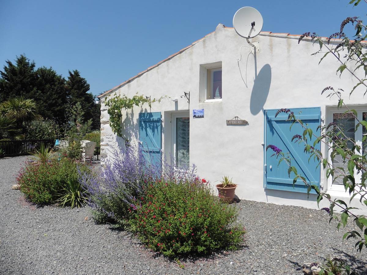 Studio entier, Au Passage du Gois - kamer met kitchenette (2 pers.) op 800m van zee in de Vendée in Beauvoir-sur-Mer, Vendée