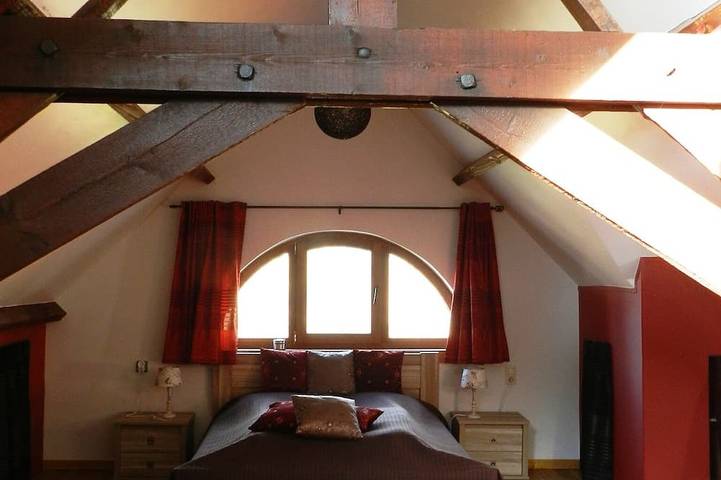 Location de vacances pour 5 personnes, avec jardin ainsi que terrasse et piscine à Herzele - 3