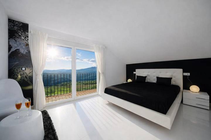 Casa de vacaciones para 8 personas, con vistas y jardín en Aragón - 4