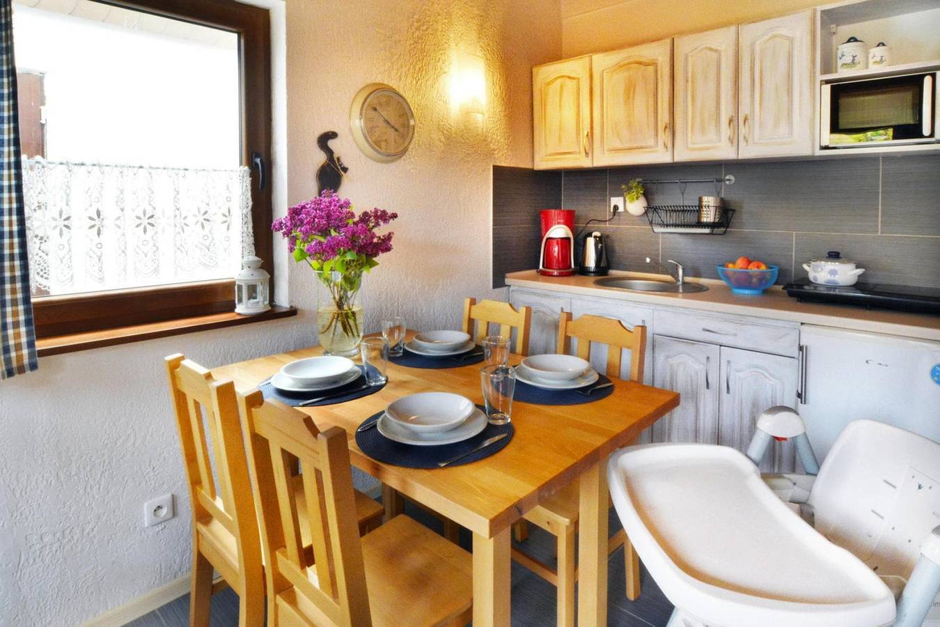 Komfortable Ferienhäuser in Strandnähe in Bobolin, Powiat Sławieński