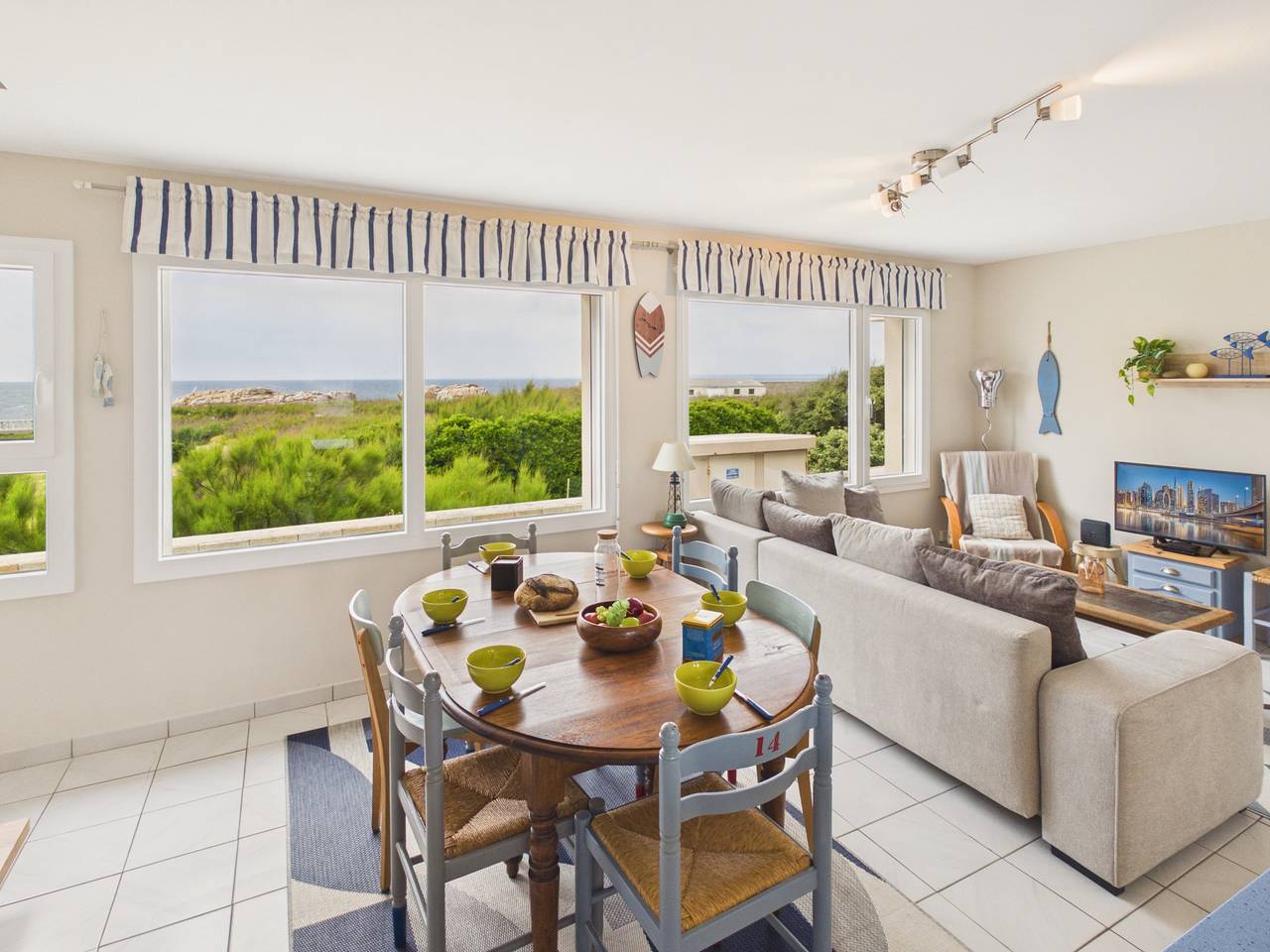 Petite Maison vue mer - jardin, Wifi & Bbq in Saint-Guénolé, Penmarch