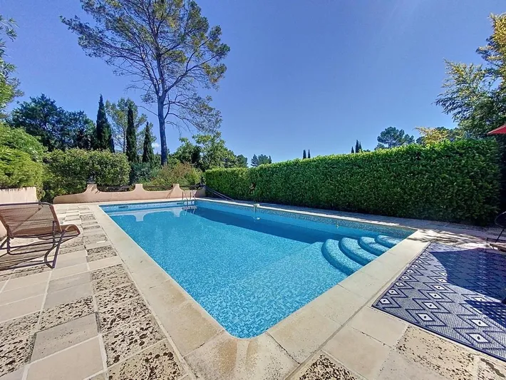 Chalet para 4 personas, con piscina además de vistas y jardín - 1