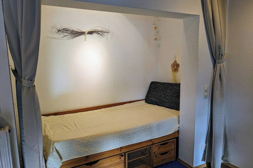 Ganze Wohnung, Große Ferienwohnung  1-8 Personen, eigener Eingang und Terasse/\nbauernhof Felder in Wermelskirchen, Rheinisch-Bergischer Kreis