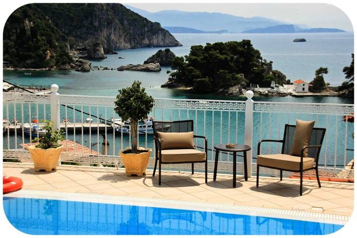 Vakantiewoning voor 3 personen, met zwembad en terras in Parga