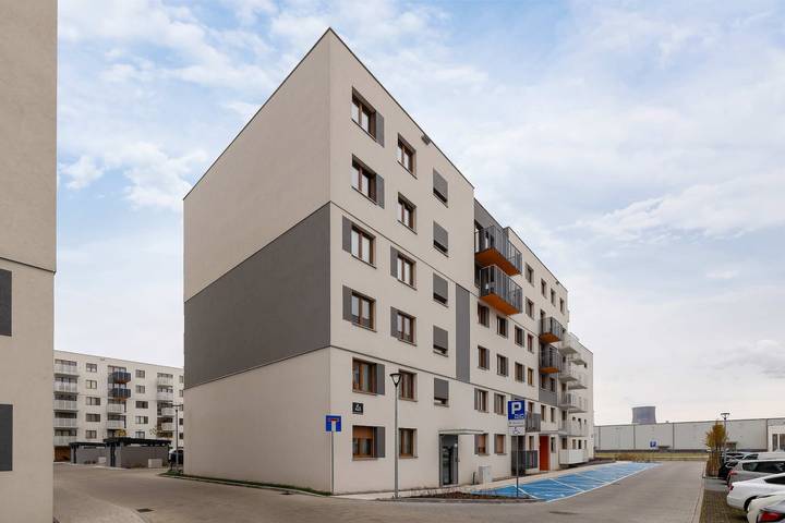 Entire apartment, Modern Apartment for 6 persons | Balcony | Parking in Cracow, Lesser Poland