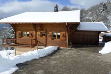 Chalet pour 4 personnes, avec terrasse à Manigod