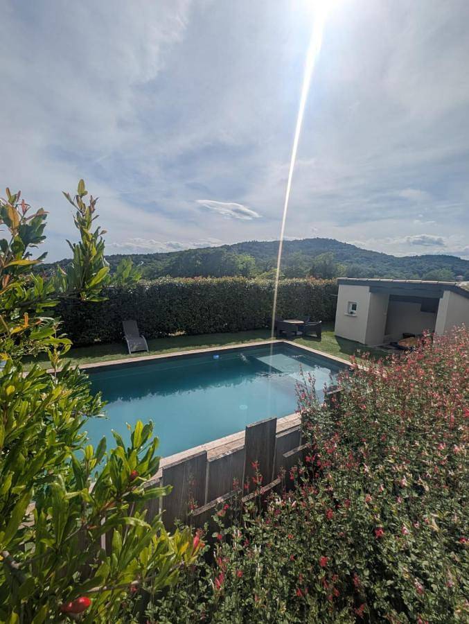 Maison de vacances pour 8 personnes, avec vue ainsi que piscine et terrasse